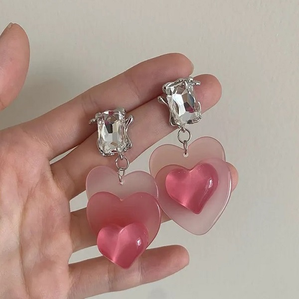 Heart Zircon Dangle Earrings