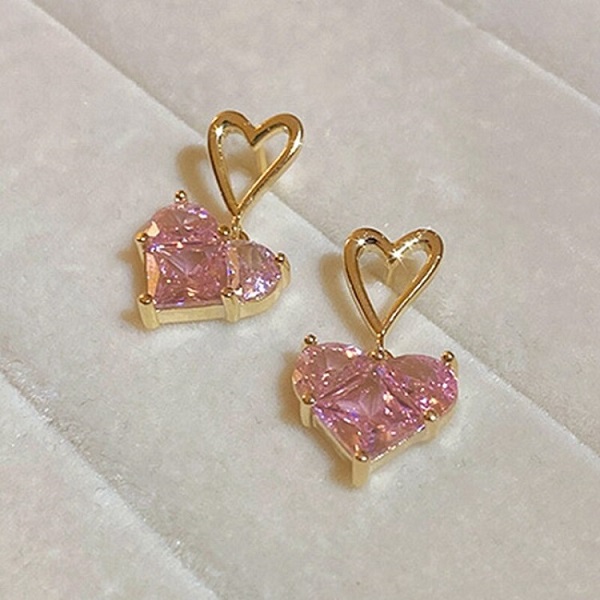 Sparkling Powder Heart Earring